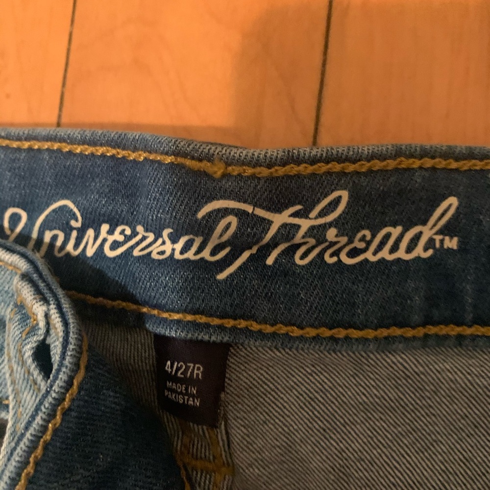 Universal Thread Jeans - Picture 3 of 4